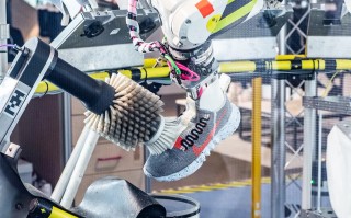 nike足球衣可以机洗吗，nike足球衣可以机洗吗