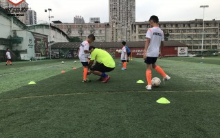 足球条件真的很差吗，足球需要什么条件